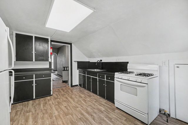 710 Wheaton Avenue, Kalamazoo City, MI 49008