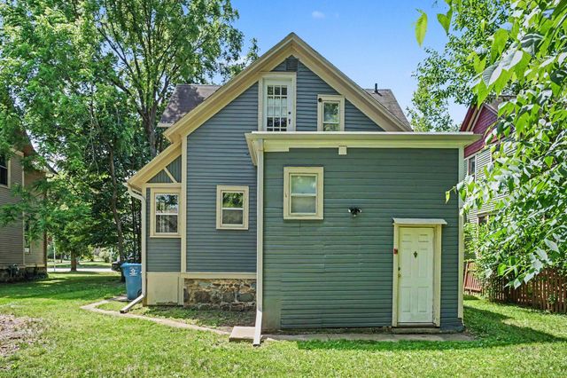 710 Wheaton Avenue, Kalamazoo City, MI 49008