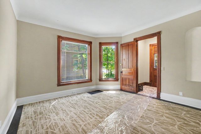 710 Wheaton Avenue, Kalamazoo City, MI 49008