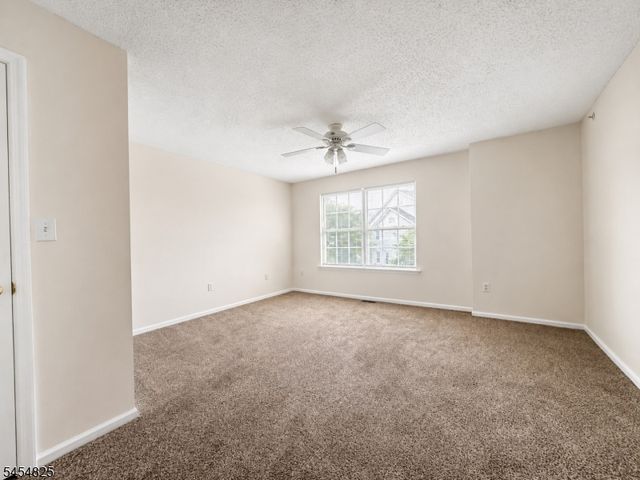 151 Prestwick Way, Edison Twp., NJ 08820