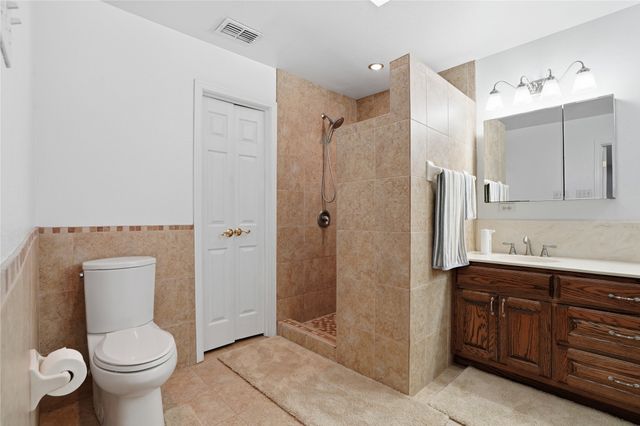 215 Younger Ranch Road, Azle, TX 76020