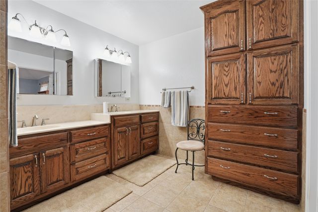 215 Younger Ranch Road, Azle, TX 76020