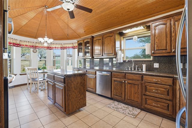 215 Younger Ranch Road, Azle, TX 76020