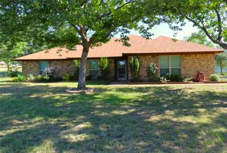 215 Younger Ranch Road, Azle, TX 76020
