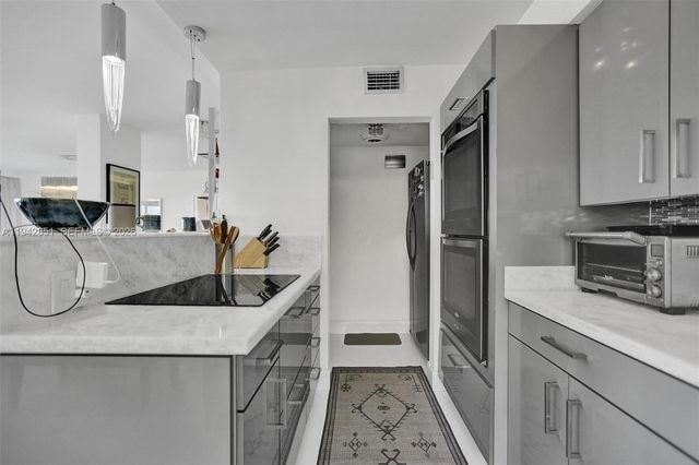 286 Bal Bay Dr 3A, Bal Harbour, FL 33154