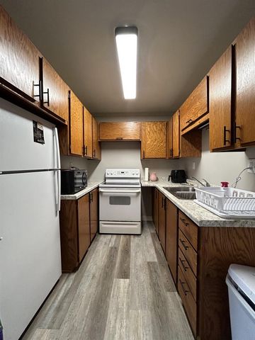 2316 WYATT AVENUE, Stevens Point, WI 54481