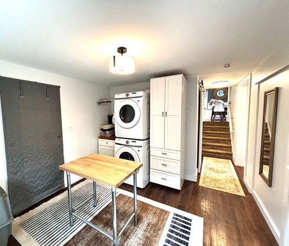 6484 Sawyer Road, Sawyer, MI 49125