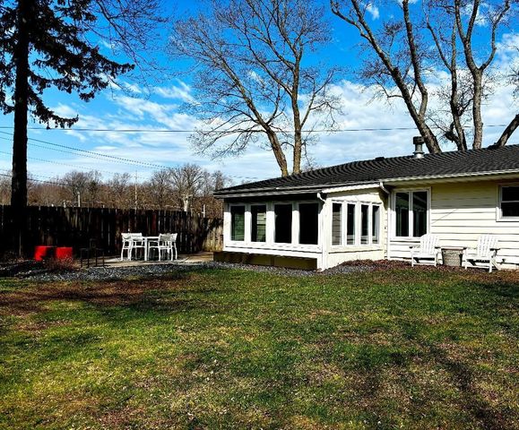 6484 Sawyer Road, Sawyer, MI 49125