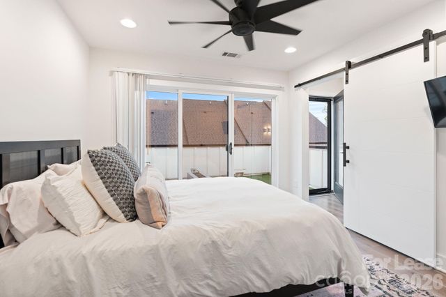 1935 W Trade Street, Charlotte, NC 28216