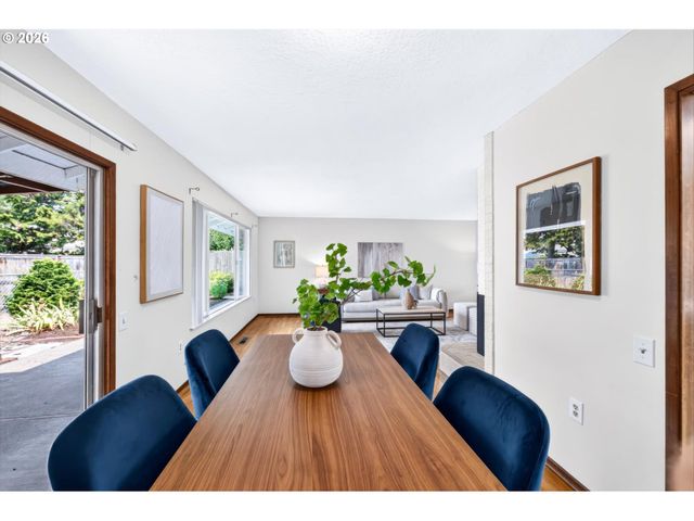 16760 Sw 124TH Ave, King City, OR 97224