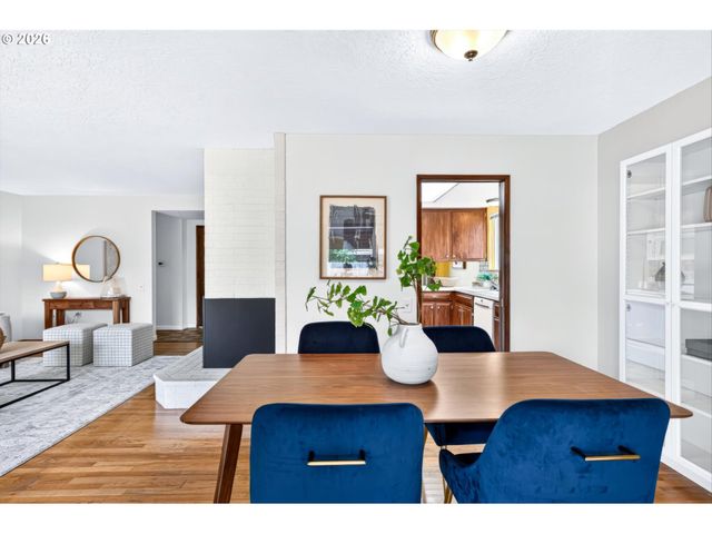 16760 Sw 124TH Ave, King City, OR 97224