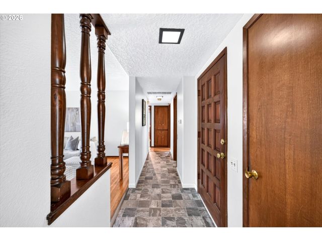 16760 Sw 124TH Ave, King City, OR 97224