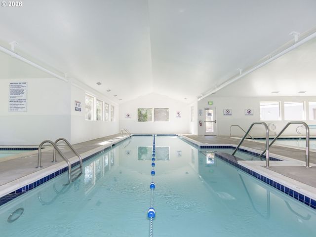 16760 Sw 124TH Ave, King City, OR 97224