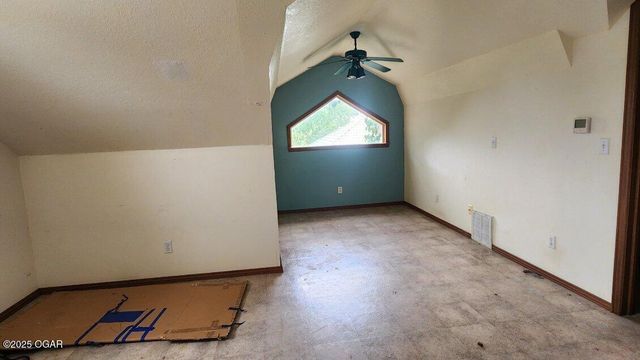 111 W Walnut Street, Columbus, KS 66725