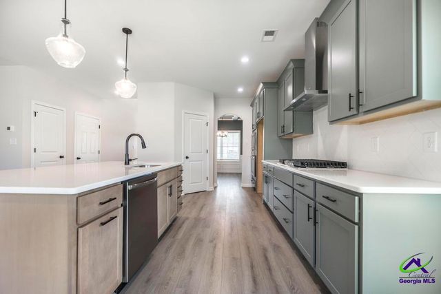 306 Waldrop Loop # 221, Bonaire, GA 31005