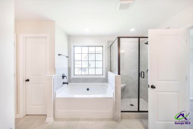 306 Waldrop Loop # 221, Bonaire, GA 31005