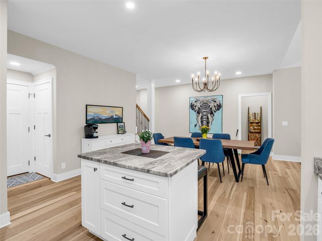 221 Millbrae Loop, Hendersonville, NC 28791