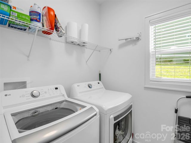 221 Millbrae Loop, Hendersonville, NC 28791