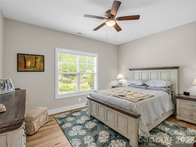 221 Millbrae Loop, Hendersonville, NC 28791