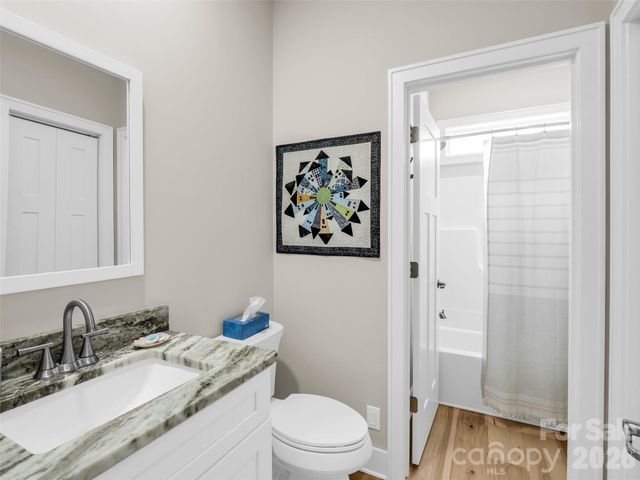221 Millbrae Loop, Hendersonville, NC 28791