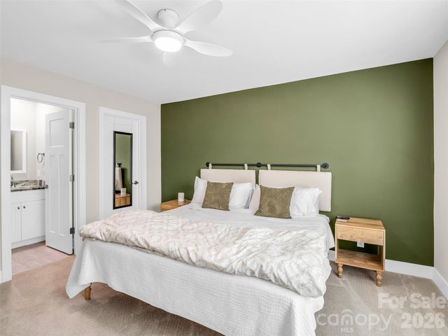 221 Millbrae Loop, Hendersonville, NC 28791