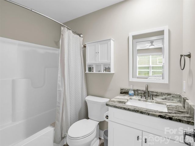 221 Millbrae Loop, Hendersonville, NC 28791