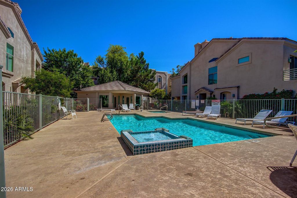 7514 E EARLL Drive 39, Scottsdale, AZ 85251 — photo 5