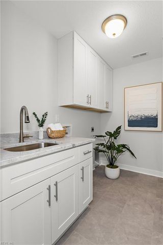 924 Intracoastal WAY, Chesapeake, VA 23322