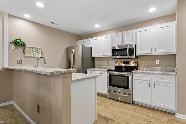 1801 Westgate CIR, Williamsburg, VA 23185