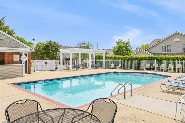 1801 Westgate CIR, Williamsburg, VA 23185