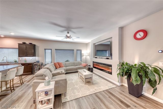 11210 Formosa Springs Court, Las Vegas, NV 89183