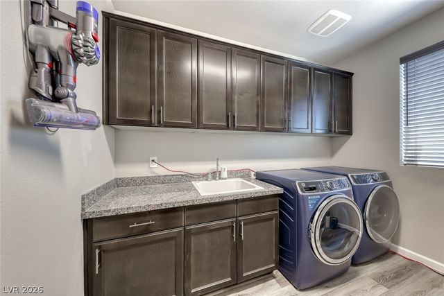 11210 Formosa Springs Court, Las Vegas, NV 89183
