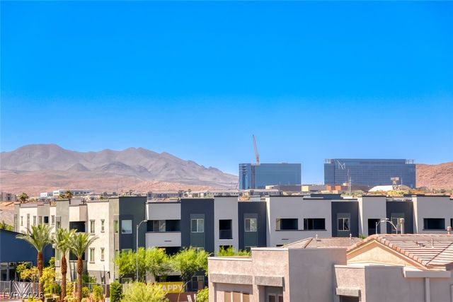 11210 Formosa Springs Court, Las Vegas, NV 89183