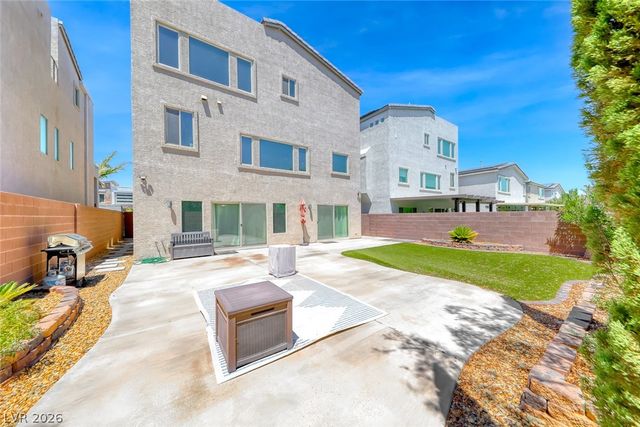 11210 Formosa Springs Court, Las Vegas, NV 89183