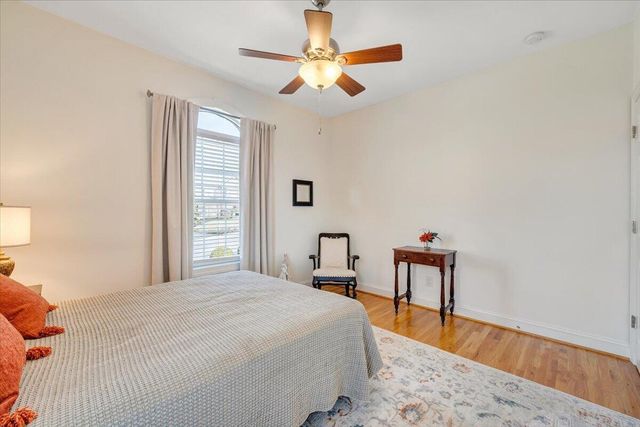 390 Stoneledge DR, Roanoke, VA 24019