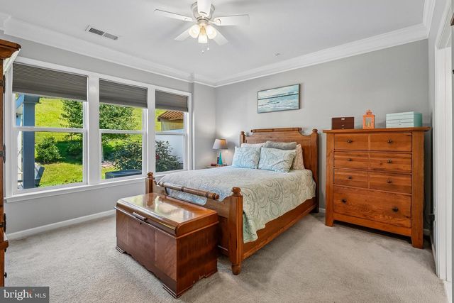133 LONG POINT DR, Fredericksburg, VA 22406