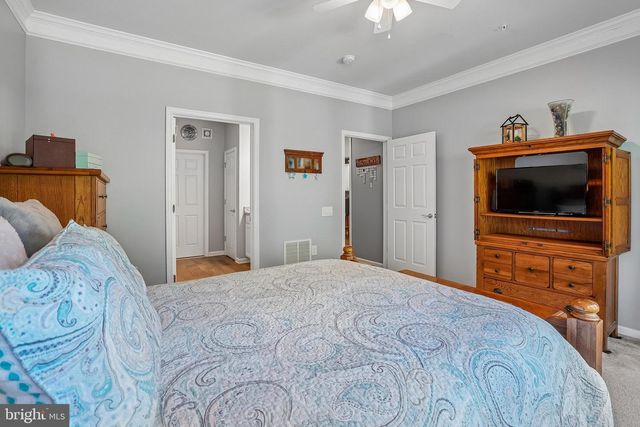 133 LONG POINT DR, Fredericksburg, VA 22406