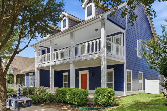 1117 Wenk Drive, Aubrey, TX 76227
