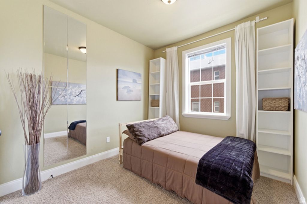 Image 21 of property listing at 940 E 700 S #3, Salt Lake City, UT 84102
