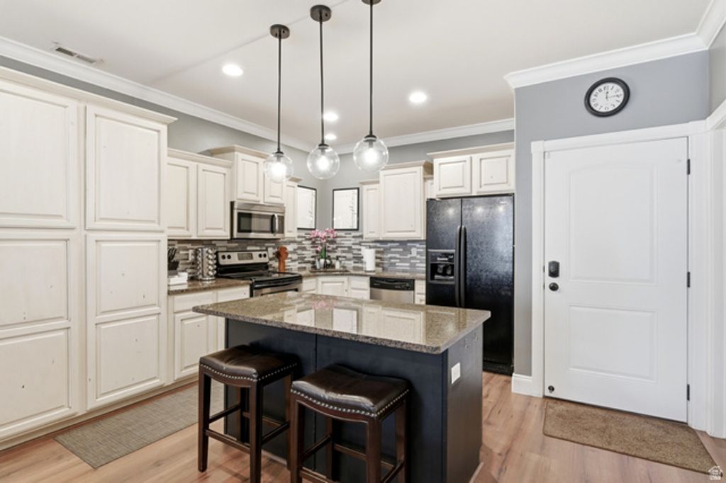 Image 5 of property listing at 940 E 700 S #3, Salt Lake City, UT 84102