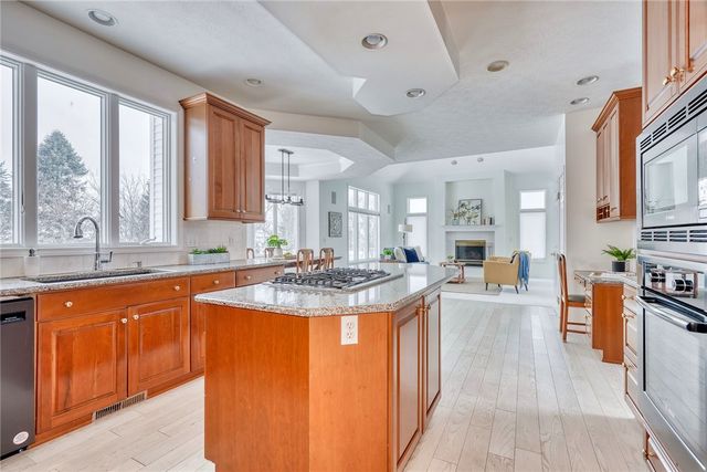 5 Ceramar Drive, Perinton, NY 14526