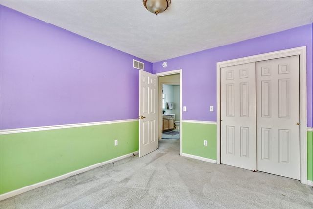 5 Ceramar Drive, Perinton, NY 14526