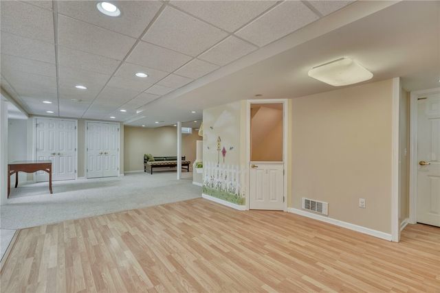 5 Ceramar Drive, Perinton, NY 14526