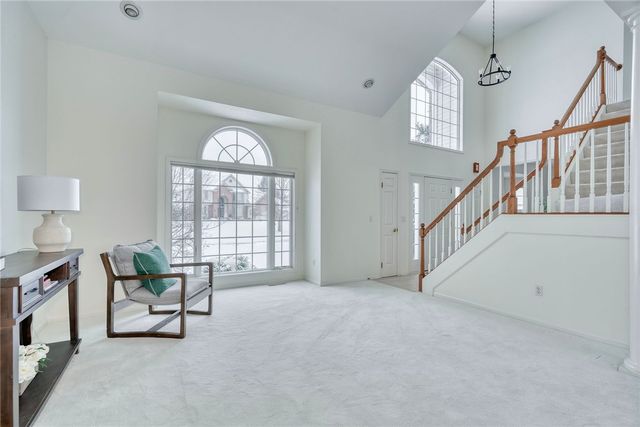 5 Ceramar Drive, Perinton, NY 14526