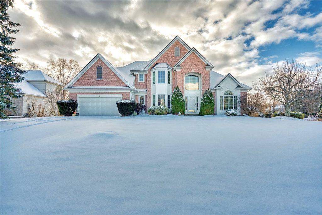 5 Ceramar Drive, Perinton, NY 14526