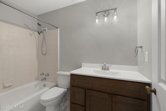 418 S 3rd Street A, Wilmington, NC 28401