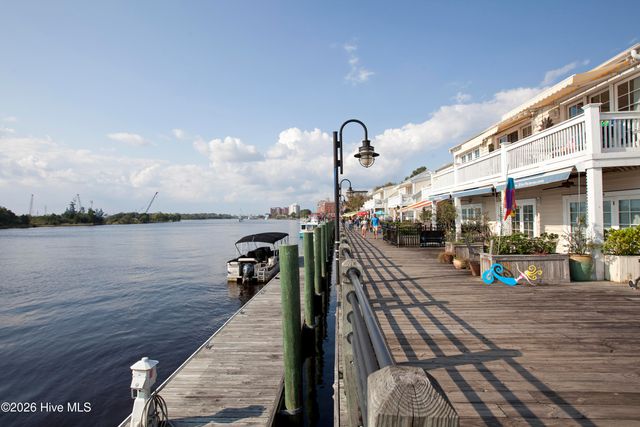 418 S 3rd Street A, Wilmington, NC 28401