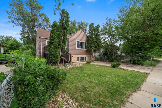212 W 42nd St Street, Sioux Falls, SD 57105