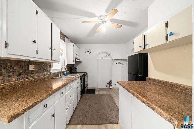 212 W 42nd St Street, Sioux Falls, SD 57105