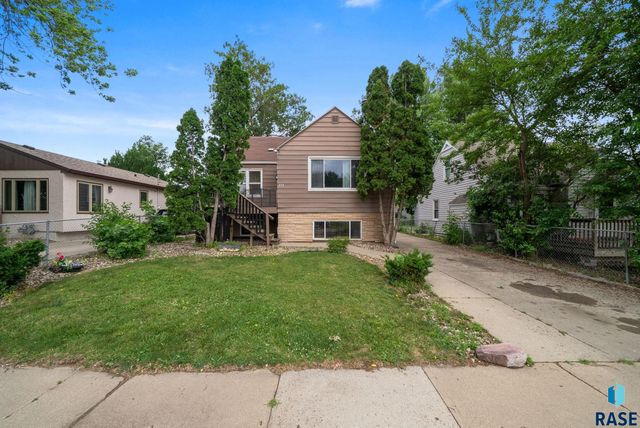 212 W 42nd St Street, Sioux Falls, SD 57105